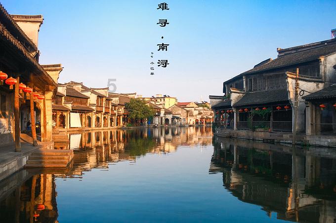 营救迷路的小男孩